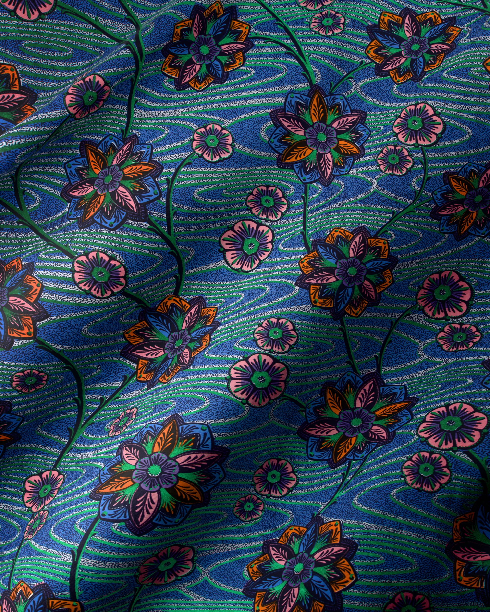Satin Royal | VLW0478.001 | Emerald Green Embellished